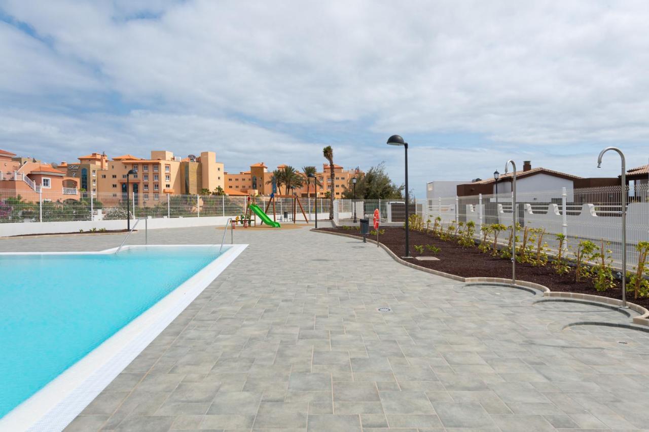 La Guirra Homeforguest Apartamento En Residencia De Lujo Con Terraza Y Piscina מראה חיצוני תמונה