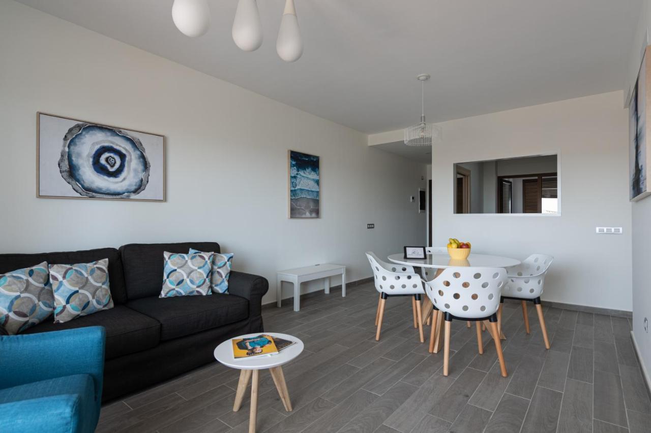La Guirra Homeforguest Apartamento En Residencia De Lujo Con Terraza Y Piscina מראה חיצוני תמונה